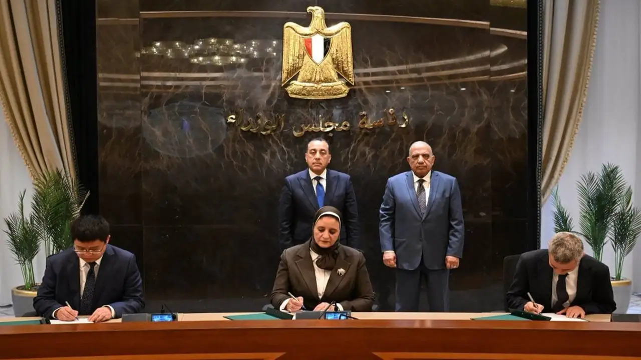 مصر تدخل عصر الطاقة الخضراء بإنشاء مصنع توربينات رياح بالشراكة مع الصين